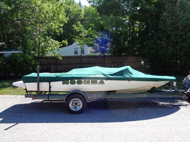 1998 Moomba boomerang 19'