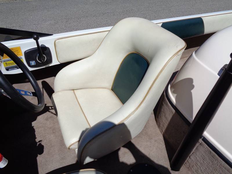 1998 Moomba boomerang 19'