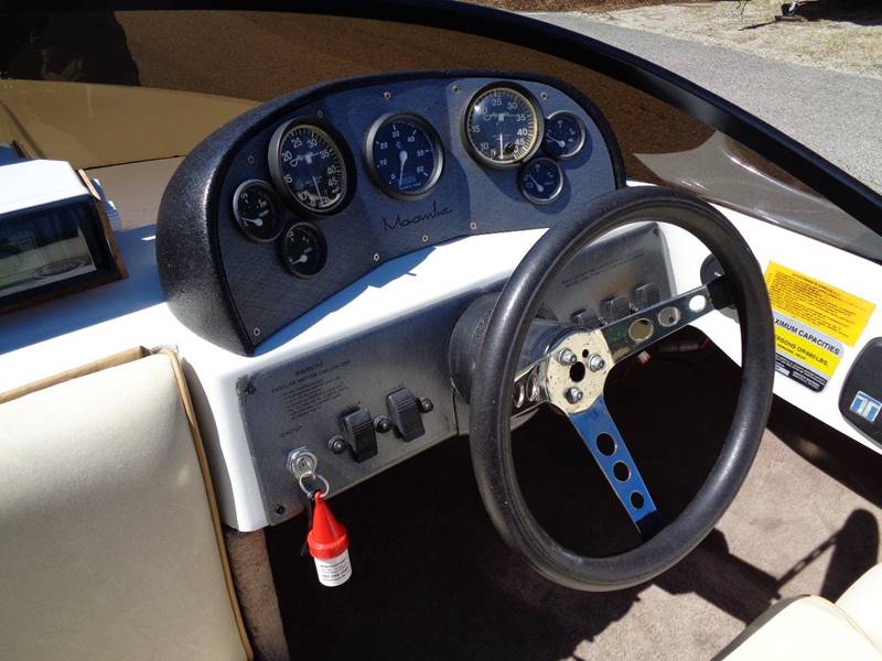 1998 Moomba boomerang 19'