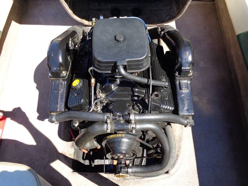 1998 Moomba boomerang 19'