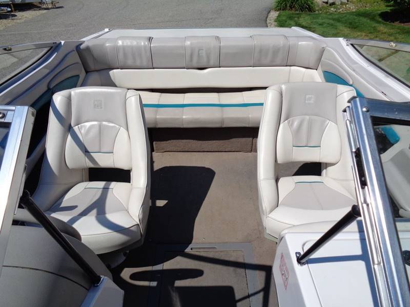 1995 Four Winns 225 Horizon