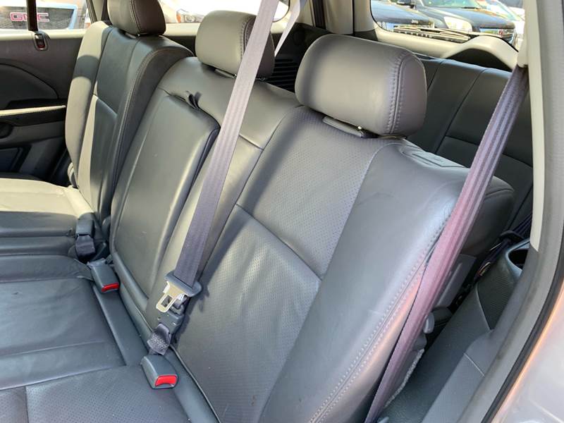 2005 Honda Pilot 4dr Ex L 4wd Suv W Leather In Detroit Mi C M 2005 Honda Pilot 4dr Ex L 4wd Suv W