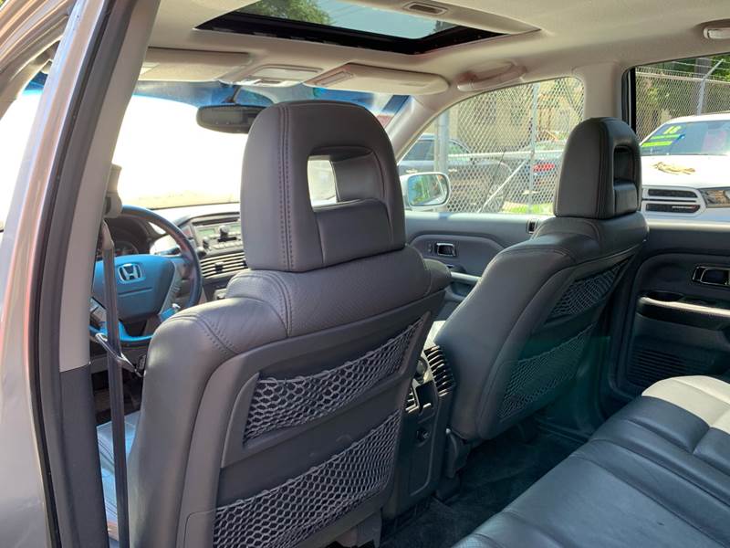 2005 Honda Pilot 4dr Ex L 4wd Suv W Leather In Detroit Mi C M 2005 Honda Pilot 4dr Ex L 4wd Suv W