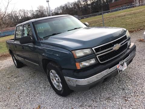 2006 Chevrolet Silverado 1500 for sale at CASE AVE MOTORS INC in Akron OH