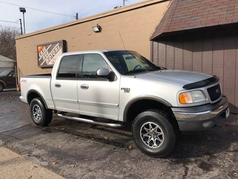 2002 Ford F-150 for sale at CASE AVE MOTORS INC in Akron OH