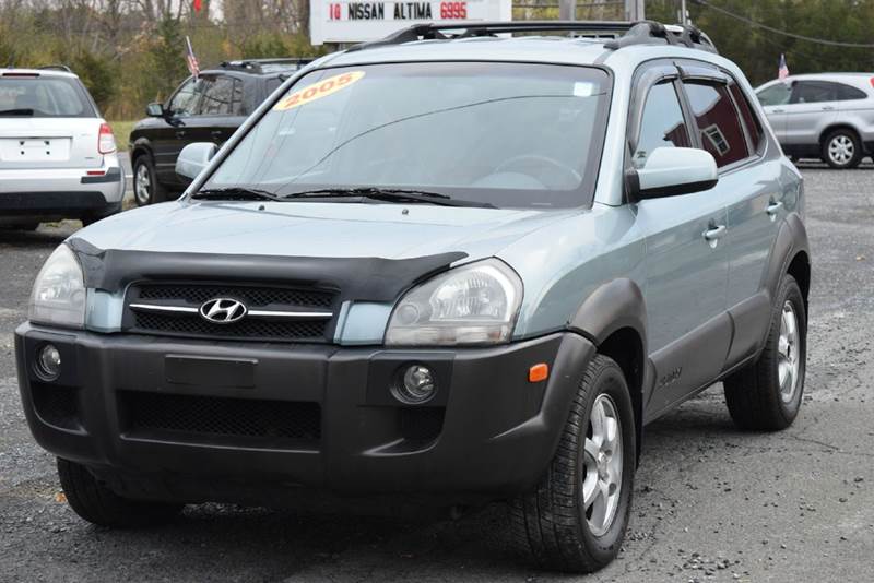 2005 Hyundai Tucson for sale at GREENPORT AUTO in Hudson NY