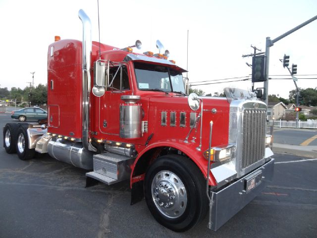 1997 Peterbilt 379 Semi Optimus Prime Sleeper Sleeper In Stevensville ...