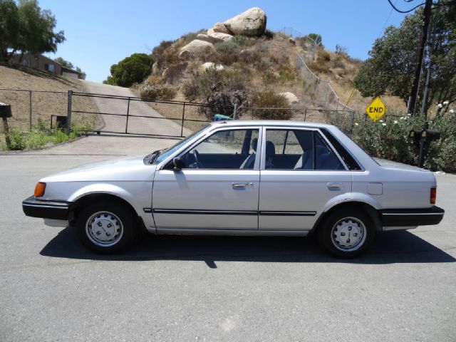 Mazda 323 1987