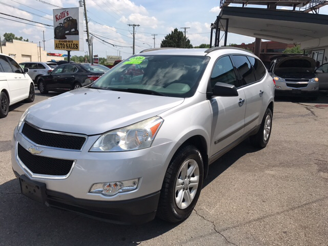 2009 Chevrolet Traverse for sale at Kellis Auto Sales in Columbus OH