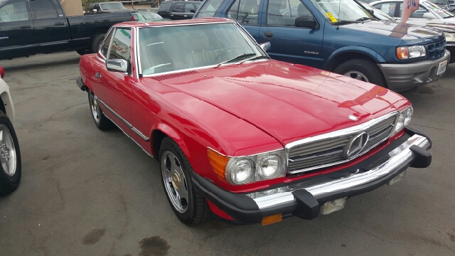 1986 Mercedes-Benz 560-Class for sale at Victory Auto Sales in Stockton CA