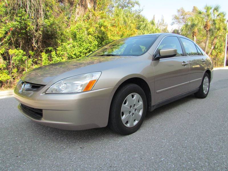 2004 Honda Accord for sale at Wade Truck and Auto in Venice FL