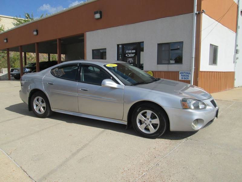 2007 Pontiac Grand Prix for sale at Parkway Motors in Osage Beach MO