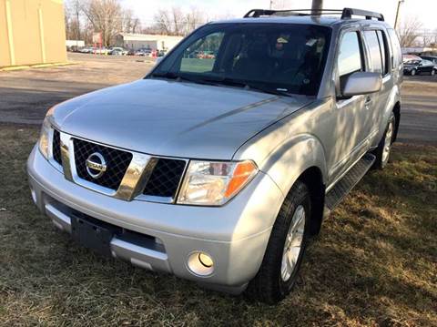 2005 Nissan Pathfinder for sale at Cleveland Avenue Autoworks in Columbus OH