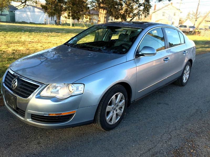 2006 Volkswagen Passat for sale at Cleveland Avenue Autoworks in Columbus OH