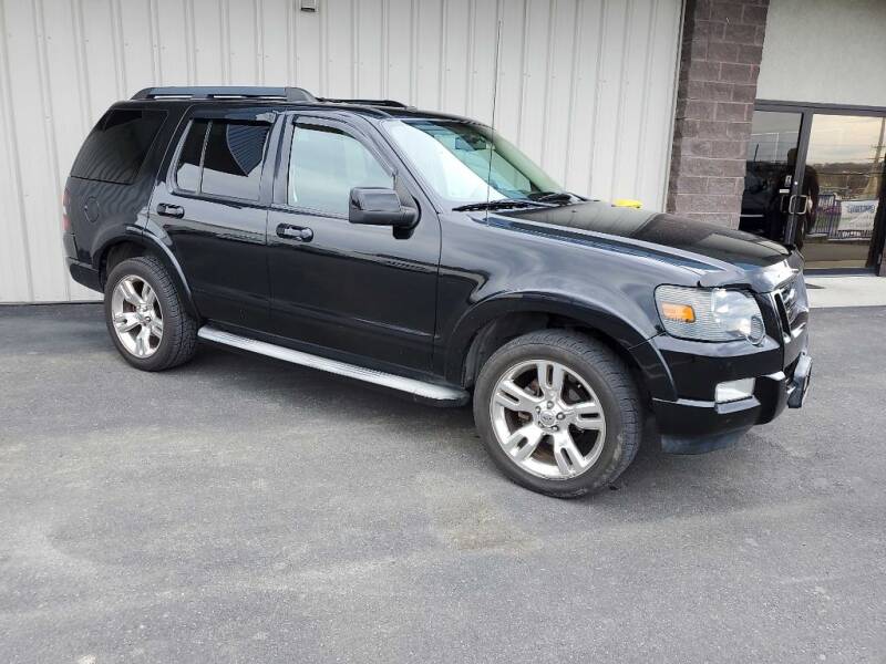 2010 Ford Explorer XLT (image 2)