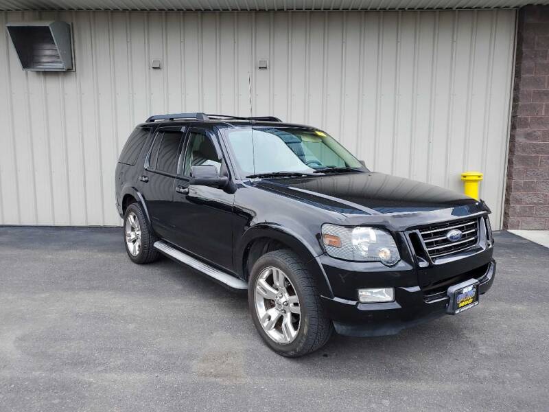 2010 Ford Explorer XLT (image 1)