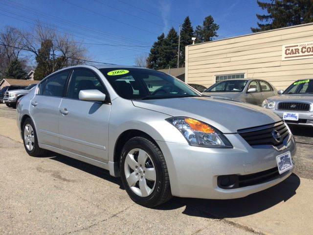 2008 Nissan Altima for sale at Car Corral in Kenosha WI
