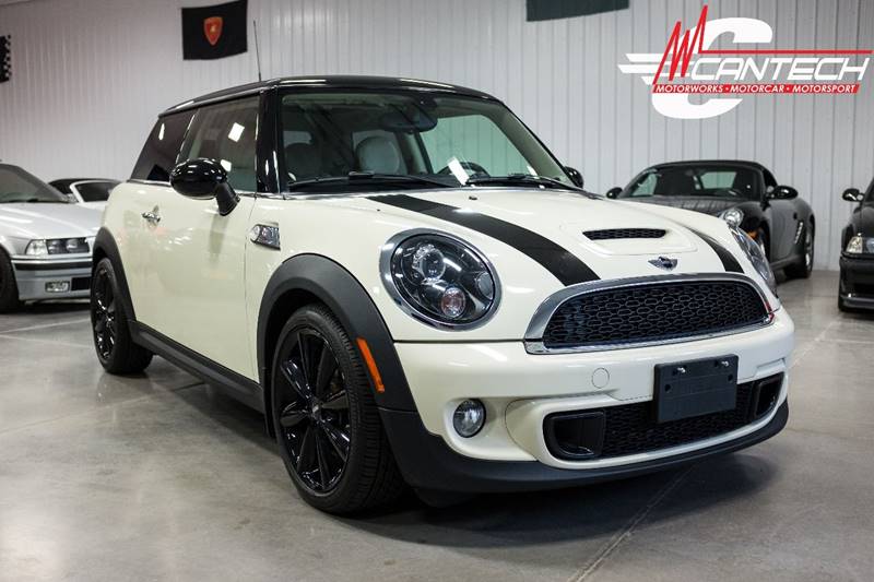 2013 MINI Hardtop for sale at Cantech Automotive in North Syracuse NY