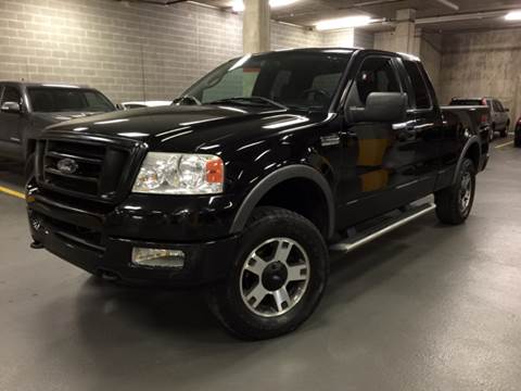 2005 Ford F-150 for sale at Supreme Carriage in Wauconda IL