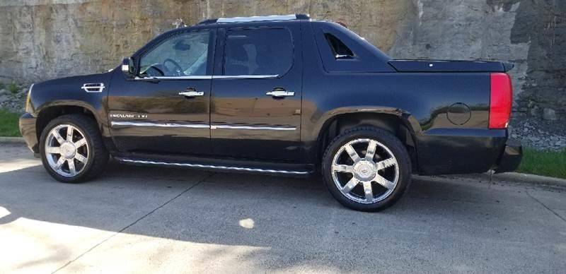 2011 Cadillac Escalade EXT for sale at Car And Truck Center in Nashville TN