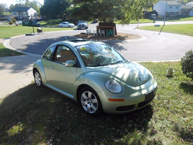 2007 Volkswagen New Beetle for sale at BERLIN AUTO SALES in Florence KY