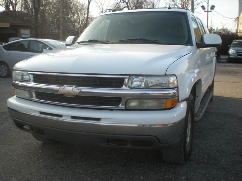 2004 Chevrolet Suburban for sale at Automotive Group LLC in Detroit MI