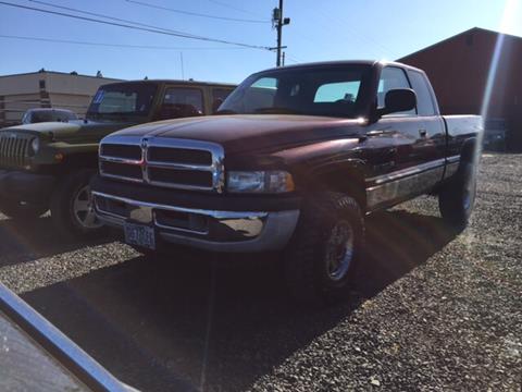 2001 Dodge Ram Pickup 1500 for sale at Universal Auto Sales Inc in Salem OR