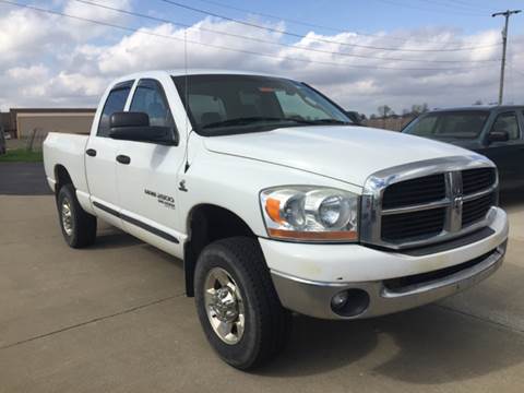 2006 Dodge Ram Pickup 2500 for sale at Spring Auto Sale LLC in Davenport IA