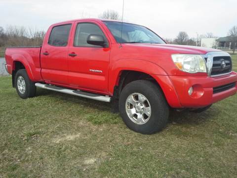 2005 Toyota Tacoma for sale at Sinclair Auto Inc. in Pendleton IN