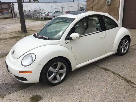 2008 Volkswagen New Beetle for sale at Best Motors LLC in Cleveland OH