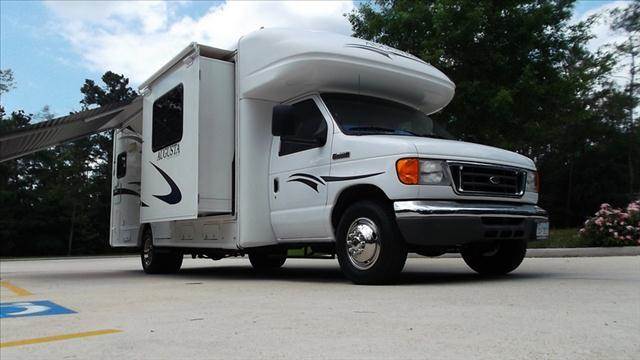 2008 Holiday Rambler Augusta 252DS MOTOR HOME for sale at Texas Best RV in Houston TX