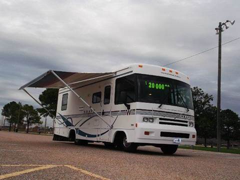 1999 Winnebago BRAVE 26P for sale at Texas Best RV in Humble TX