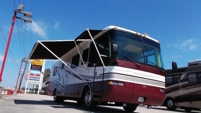 2002 Monaco KNIGHT for sale at Texas Best RV in Houston TX