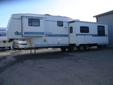 1995 34 Outland Skyline 3455 Two SlideOuts 5th/wh for sale at Southern Trucks & RV in Springville NY