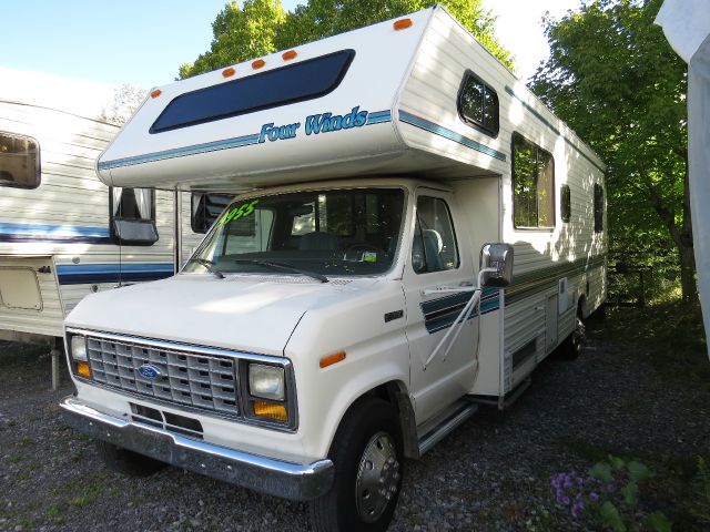 1991 Four Winds Econoline Class C In Springville NY - Southern Trucks & RV 1991 Four Winds Motorhome 24ft Rv