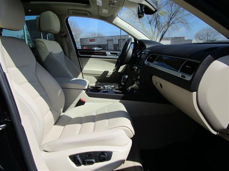 2016 Volkswagen Touareg