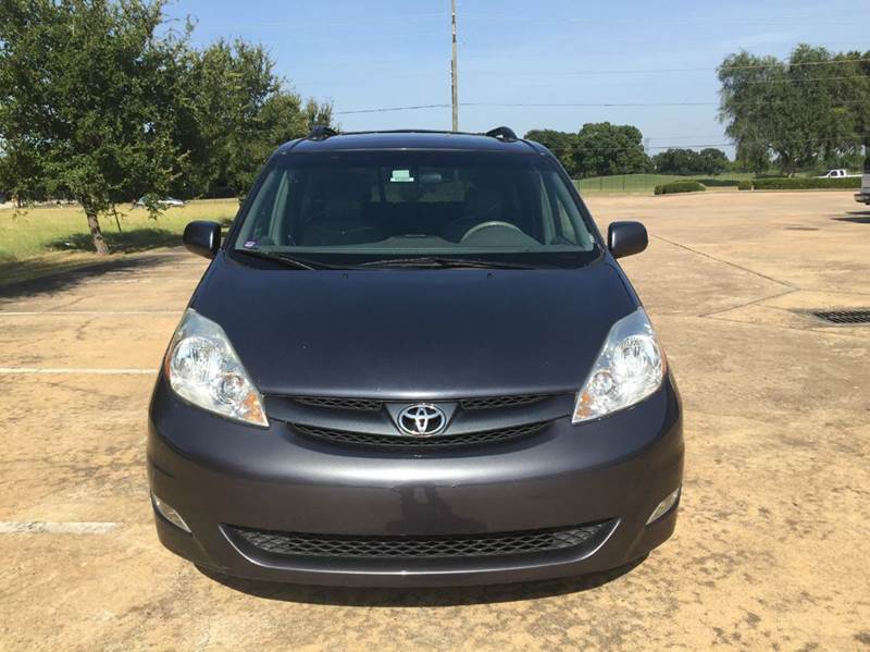 2006 Toyota Sienna XLE 7 Passenger