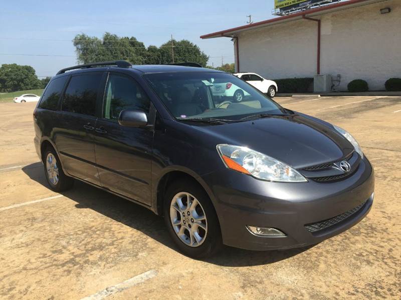 2006 Toyota Sienna XLE 7 Passenger