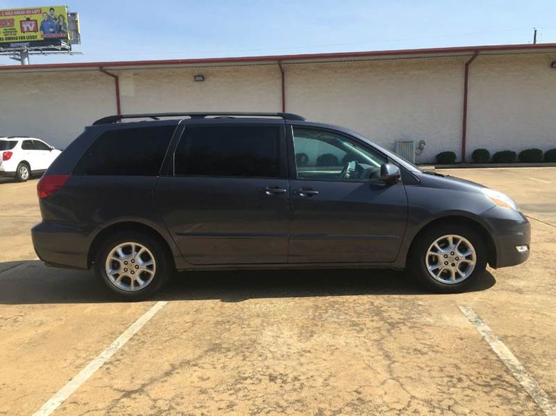 2006 Toyota Sienna XLE 7 Passenger