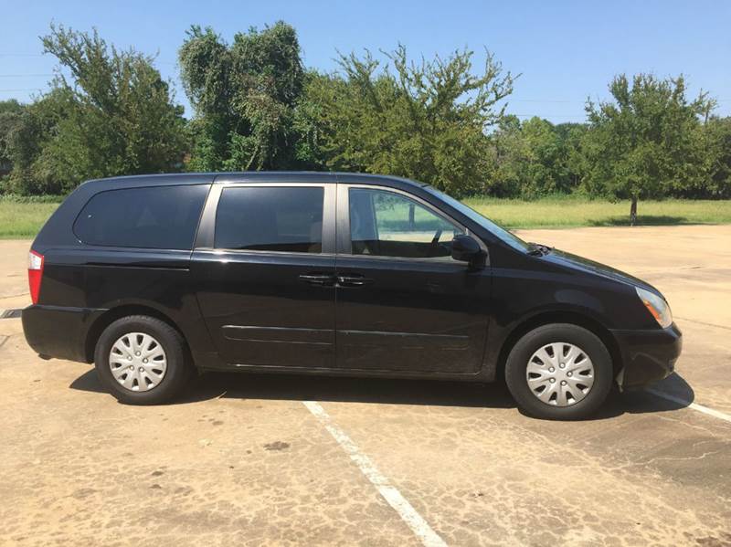 2006 Kia Sedona LX