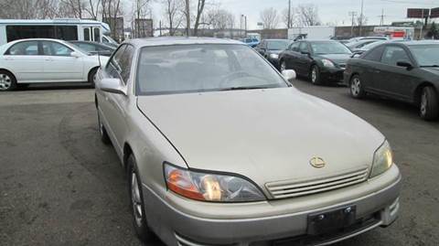 1996 Lexus ES 300 for sale at Salama Cars / Blue Tech Motors in South Saint Paul MN