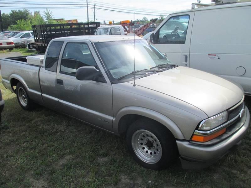 2000 Chevrolet S-10 for sale at FPAA in Fredericksburg VA