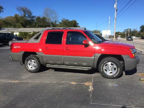 2002 Chevrolet Avalanche for sale at Mac's Auto Sales in Camden SC