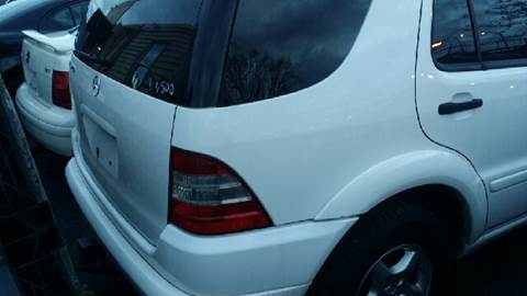 2000 Mercedes-Benz M-Class ML 320