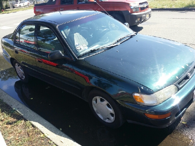 1997 Toyota Corolla for sale at WEST END AUTO INC in Chicago IL