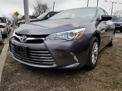 2015 Toyota Camry for sale at WEST END AUTO INC in Chicago IL