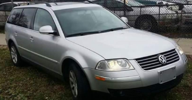 2004 Volkswagen Passat for sale at WEST END AUTO INC in Chicago IL