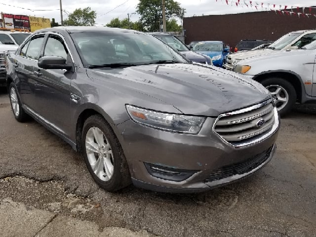 2013 Ford Taurus for sale at WEST END AUTO INC in Chicago IL