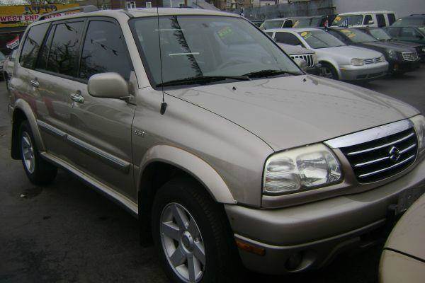 2001 Suzuki XL7 for sale at WEST END AUTO INC in Chicago IL