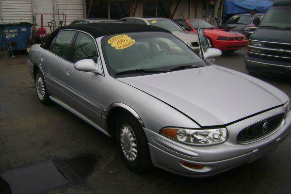 2002 Buick LeSabre for sale at WEST END AUTO INC in Chicago IL